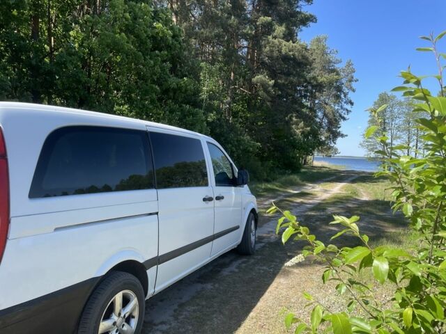 Білий Мерседес Віто, об'ємом двигуна 2.2 л та пробігом 447 тис. км за 9500 $, фото 1 на Automoto.ua