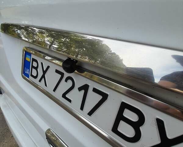 Білий Мерседес Віто, об'ємом двигуна 2.99 л та пробігом 272 тис. км за 13000 $, фото 30 на Automoto.ua