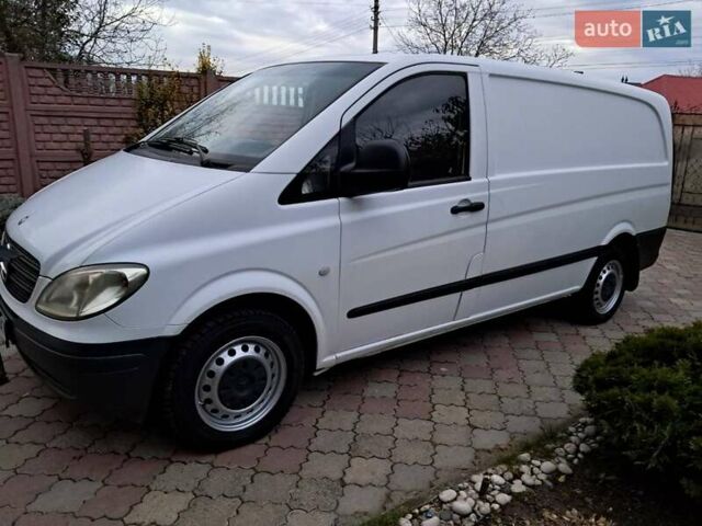 Мерседес Вито 2008 в Хмельницком на Automoto.ua Белый Мерседес Вито, объемом двигателя 2.2 л и пробегом 311 тыс. км за 5999 $, фото 1 на Automoto.ua