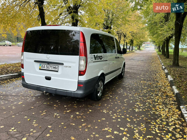 Белый Мерседес Вито, объемом двигателя 2.2 л и пробегом 300 тыс. км за 7500 $, фото 12 на Automoto.ua