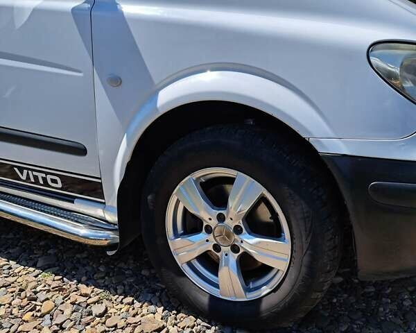 Белый Мерседес Вито, объемом двигателя 2.15 л и пробегом 338 тыс. км за 9200 $, фото 19 на Automoto.ua