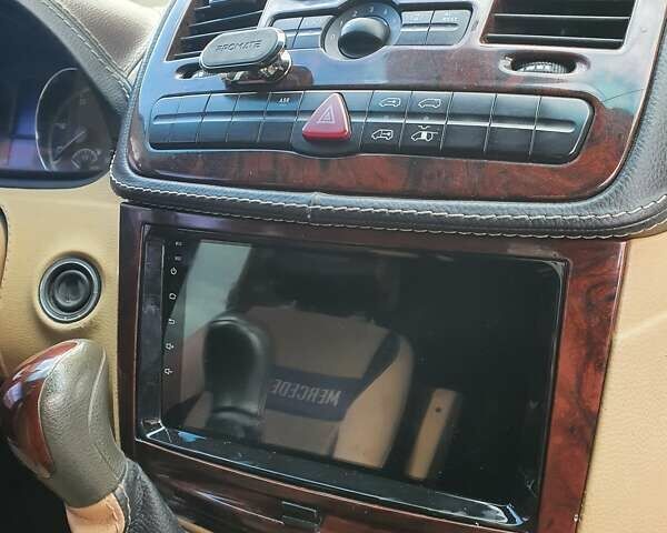 Белый Мерседес Вито, объемом двигателя 2.1 л и пробегом 536 тыс. км за 10900 $, фото 7 на Automoto.ua