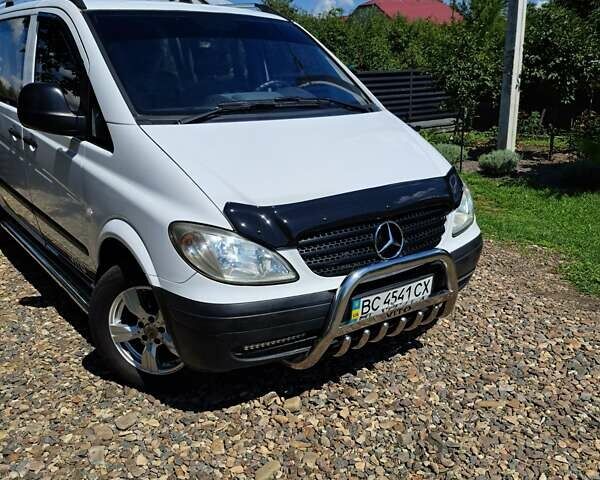 Белый Мерседес Вито, объемом двигателя 2.15 л и пробегом 338 тыс. км за 9200 $, фото 11 на Automoto.ua