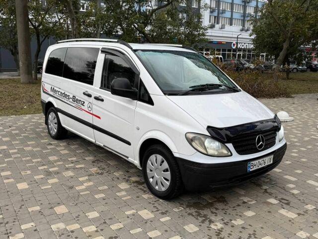 Белый Мерседес Вито, объемом двигателя 2.2 л и пробегом 390 тыс. км за 8500 $, фото 1 на Automoto.ua