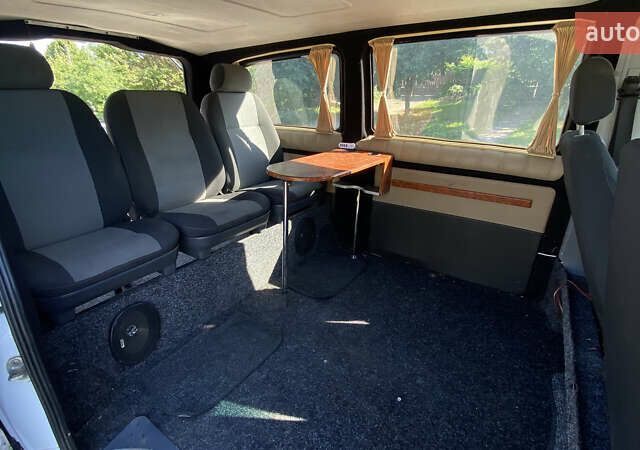 Білий Мерседес Віто, об'ємом двигуна 2.2 л та пробігом 290 тис. км за 8500 $, фото 10 на Automoto.ua