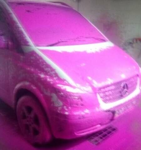 Белый Мерседес Вито, объемом двигателя 2.1 л и пробегом 346 тыс. км за 9500 $, фото 1 на Automoto.ua