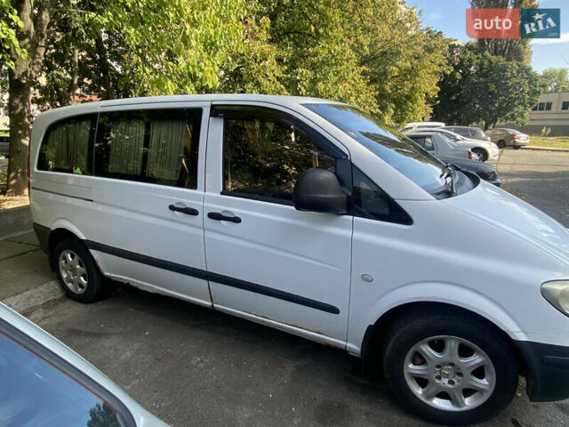 Белый Мерседес Вито, объемом двигателя 2.15 л и пробегом 340 тыс. км за 8200 $, фото 4 на Automoto.ua