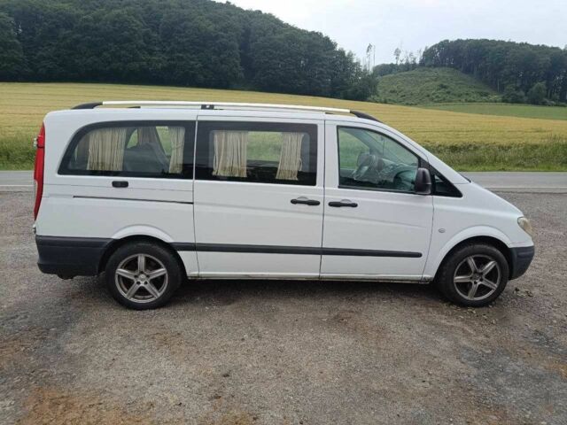 Белый Мерседес Вито, объемом двигателя 2.1 л и пробегом 504 тыс. км за 9499 $, фото 4 на Automoto.ua