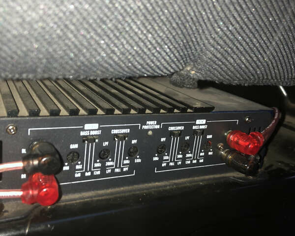 Белый Мерседес Вито, объемом двигателя 2.15 л и пробегом 256 тыс. км за 8950 $, фото 29 на Automoto.ua