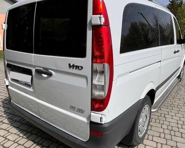 Белый Мерседес Вито, объемом двигателя 2.15 л и пробегом 234 тыс. км за 11400 $, фото 13 на Automoto.ua