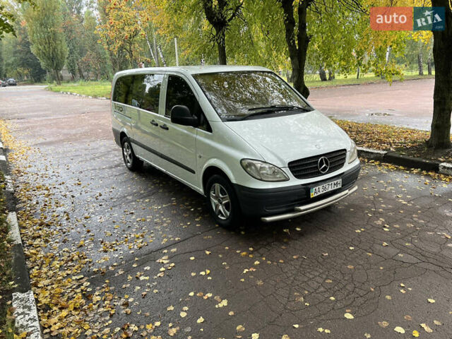 Белый Мерседес Вито, объемом двигателя 2.2 л и пробегом 300 тыс. км за 7500 $, фото 14 на Automoto.ua