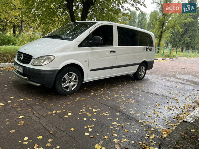Белый Мерседес Вито, объемом двигателя 2.2 л и пробегом 300 тыс. км за 7500 $, фото 22 на Automoto.ua