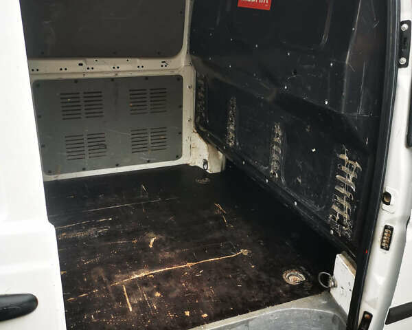 Мерседес Вито 2009 в Хмельницком на Automoto.ua Белый Мерседес Вито, объемом двигателя 2.15 л и пробегом 351 тыс. км за 5900 $, фото 20 на Automoto.ua