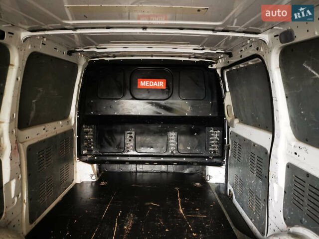 Мерседес Вито 2009 в Хмельницком на Automoto.ua Белый Мерседес Вито, объемом двигателя 2.15 л и пробегом 351 тыс. км за 5900 $, фото 19 на Automoto.ua