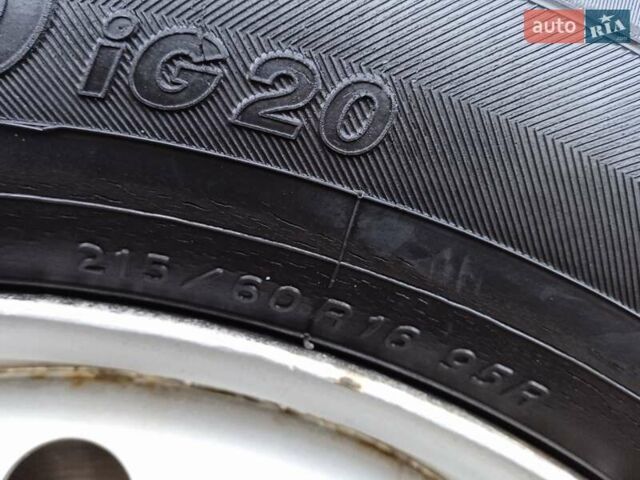 Мерседес Вито 2009 в Киеве на Automoto.ua Белый Мерседес Вито, объемом двигателя 2.15 л и пробегом 317 тыс. км за 8999 $, фото 46 на Automoto.ua