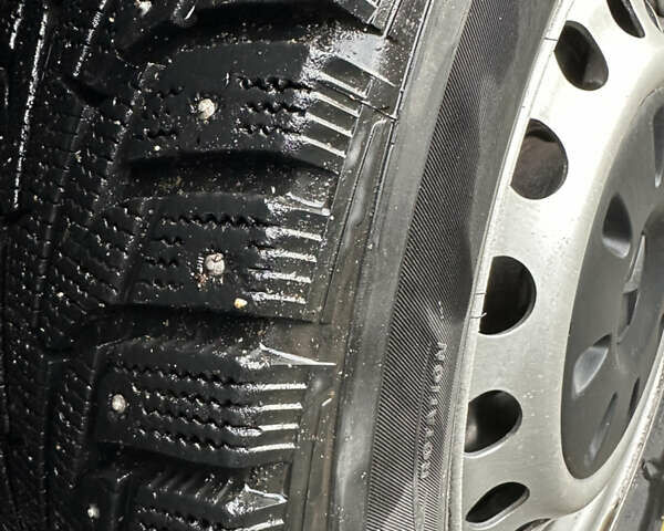 Белый Мерседес Вито, объемом двигателя 2.15 л и пробегом 271 тыс. км за 9600 $, фото 11 на Automoto.ua