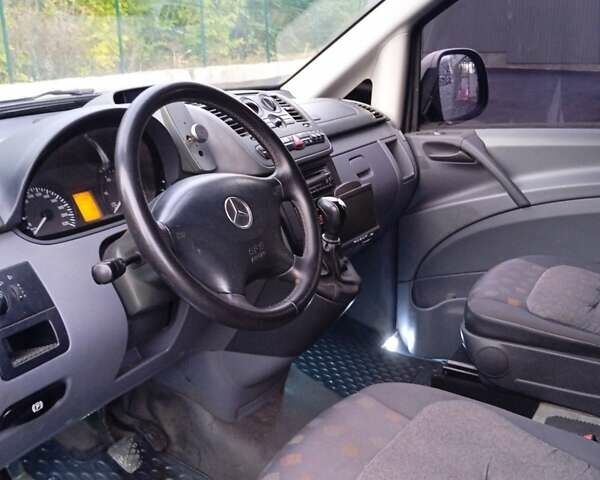 Мерседес Вито 2009 в Киеве на Automoto.ua Белый Мерседес Вито, объемом двигателя 2.15 л и пробегом 317 тыс. км за 8999 $, фото 53 на Automoto.ua