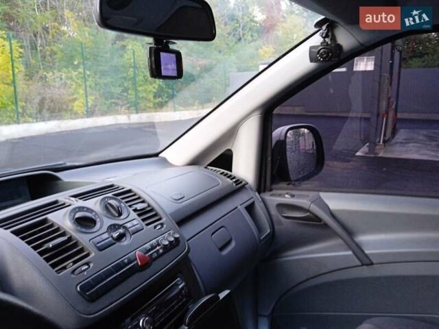 Мерседес Вито 2009 в Киеве на Automoto.ua Белый Мерседес Вито, объемом двигателя 2.15 л и пробегом 317 тыс. км за 8999 $, фото 33 на Automoto.ua