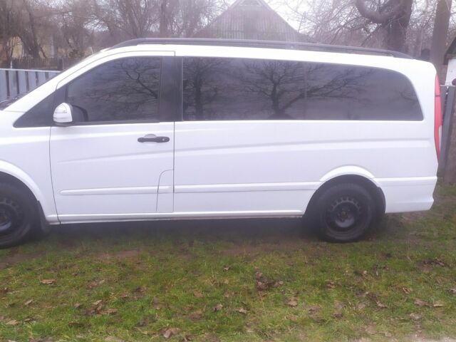 Белый Мерседес Вито, объемом двигателя 2.1 л и пробегом 440 тыс. км за 8777 $, фото 1 на Automoto.ua