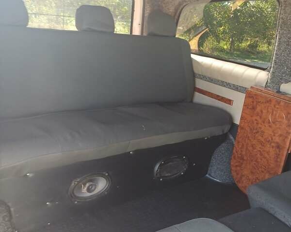 Мерседес Вито 2009 в Виннице на Automoto.ua Белый Мерседес Вито, объемом двигателя 2.15 л и пробегом 276 тыс. км за 9900 $, фото 5 на Automoto.ua