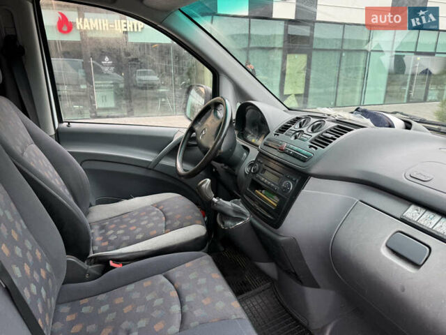 Мерседес Вито 2009 в Хмельницком на Automoto.ua Белый Мерседес Вито, объемом двигателя 2.15 л и пробегом 351 тыс. км за 5900 $, фото 7 на Automoto.ua