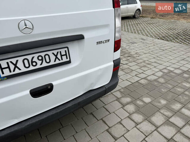 Мерседес Вито 2009 в Хмельницком на Automoto.ua Белый Мерседес Вито, объемом двигателя 2.15 л и пробегом 351 тыс. км за 5900 $, фото 10 на Automoto.ua