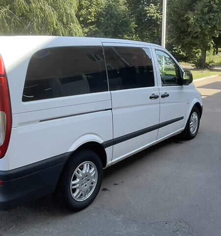 Білий Мерседес Віто, об'ємом двигуна 2.15 л та пробігом 375 тис. км за 12000 $, фото 3 на Automoto.ua