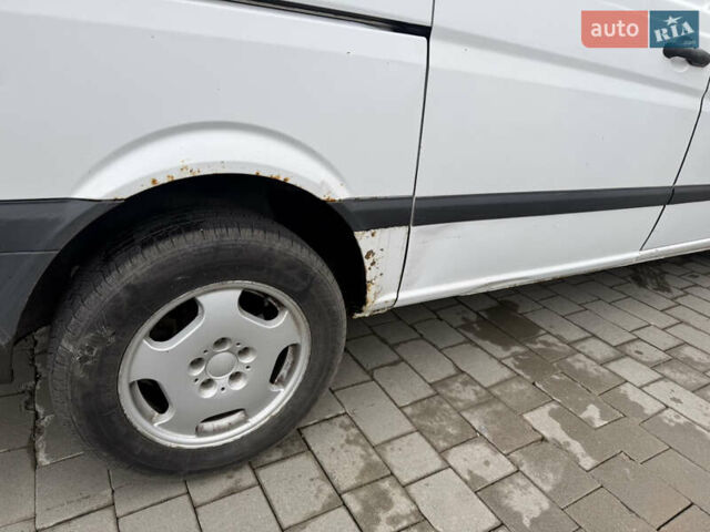 Мерседес Вито 2009 в Хмельницком на Automoto.ua Белый Мерседес Вито, объемом двигателя 2.15 л и пробегом 351 тыс. км за 5900 $, фото 11 на Automoto.ua