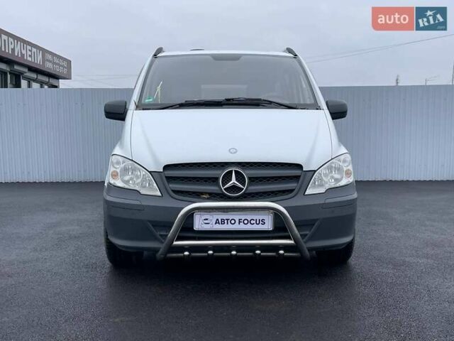 Белый Мерседес Вито, объемом двигателя 2.14 л и пробегом 258 тыс. км за 12990 $, фото 3 на Automoto.ua