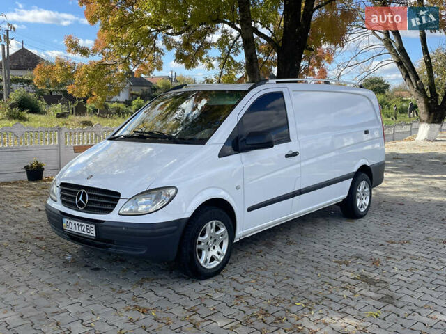 Белый Мерседес Вито, объемом двигателя 2.2 л и пробегом 340 тыс. км за 7300 $, фото 1 на Automoto.ua
