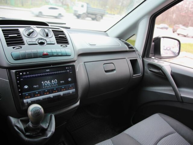 Белый Мерседес Вито, объемом двигателя 2.2 л и пробегом 528 тыс. км за 9900 $, фото 10 на Automoto.ua