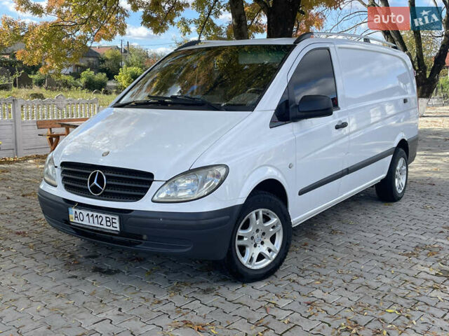 Белый Мерседес Вито, объемом двигателя 2.2 л и пробегом 340 тыс. км за 7300 $, фото 2 на Automoto.ua