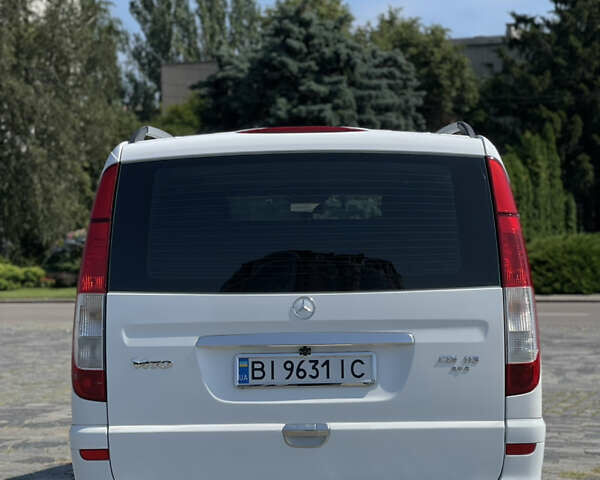 Білий Мерседес Віто, об'ємом двигуна 2.14 л та пробігом 200 тис. км за 10999 $, фото 5 на Automoto.ua