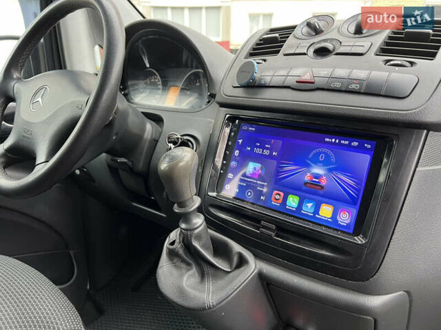 Белый Мерседес Вито, объемом двигателя 2.14 л и пробегом 317 тыс. км за 12500 $, фото 21 на Automoto.ua