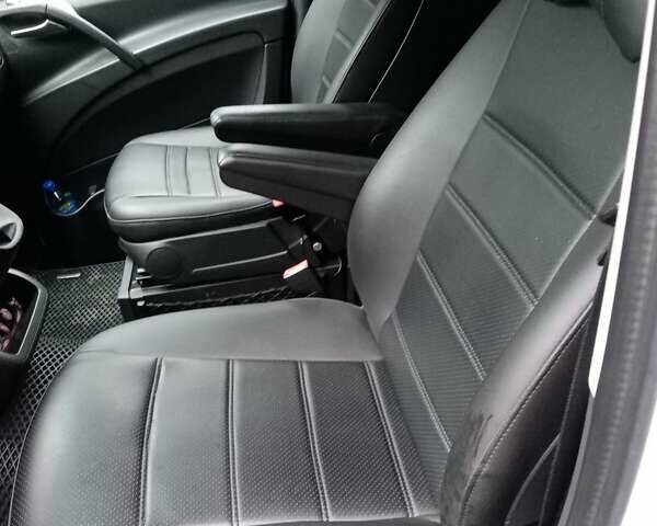 Білий Мерседес Віто, об'ємом двигуна 2.14 л та пробігом 530 тис. км за 14000 $, фото 2 на Automoto.ua