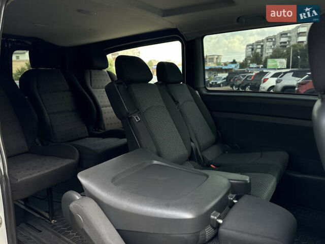 Белый Мерседес Вито, объемом двигателя 2.14 л и пробегом 331 тыс. км за 13600 $, фото 33 на Automoto.ua