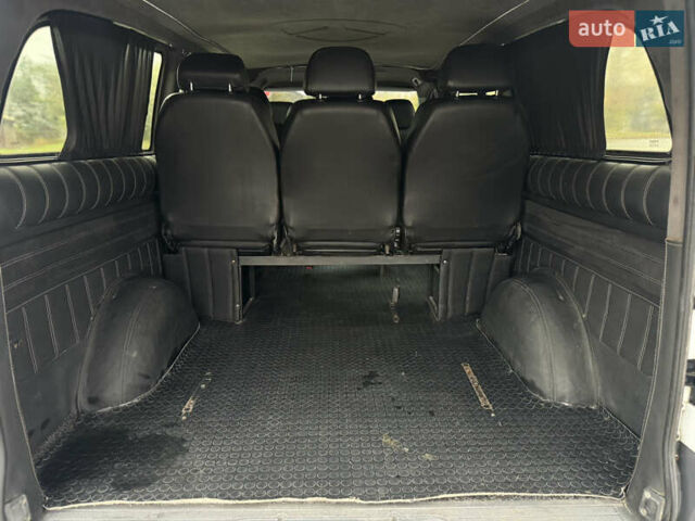 Белый Мерседес Вито, объемом двигателя 2.14 л и пробегом 292 тыс. км за 11750 $, фото 54 на Automoto.ua