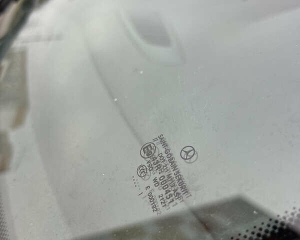 Белый Мерседес Вито, объемом двигателя 2.14 л и пробегом 317 тыс. км за 12500 $, фото 17 на Automoto.ua