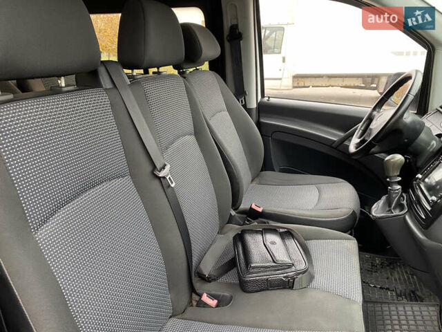 Белый Мерседес Вито, объемом двигателя 2.14 л и пробегом 223 тыс. км за 11300 $, фото 17 на Automoto.ua