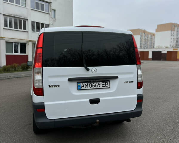 Белый Мерседес Вито, объемом двигателя 2.14 л и пробегом 317 тыс. км за 12500 $, фото 7 на Automoto.ua