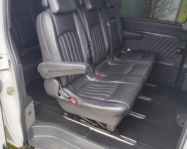 Белый Мерседес Вито, объемом двигателя 2.2 л и пробегом 245 тыс. км за 14999 $, фото 24 на Automoto.ua