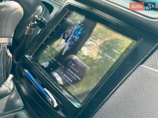 Белый Мерседес Вито, объемом двигателя 2.99 л и пробегом 440 тыс. км за 16800 $, фото 25 на Automoto.ua