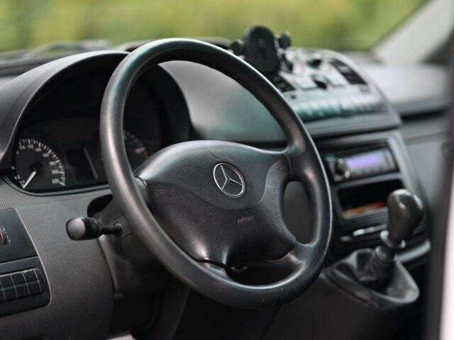 Мерседес Вито 2011 в Кременчуге на Automoto.ua Белый Мерседес Вито, объемом двигателя 2.2 л и пробегом 203 тыс. км за 8950 $, фото 15 на Automoto.ua