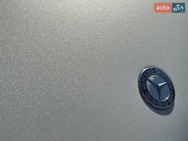 Білий Мерседес Віто, об'ємом двигуна 2.14 л та пробігом 374 тис. км за 9000 $, фото 5 на Automoto.ua