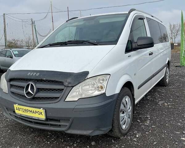 Белый Мерседес Вито, объемом двигателя 2.14 л и пробегом 505 тыс. км за 12490 $, фото 2 на Automoto.ua