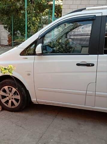 Мерседес Вито 2012 в Одессе на Automoto.ua Белый Мерседес Вито, объемом двигателя 2.14 л и пробегом 220 тыс. км за 12500 $, фото 8 на Automoto.ua