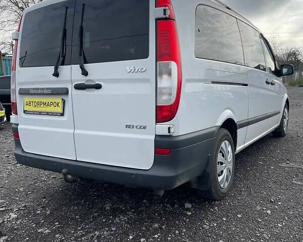 Белый Мерседес Вито, объемом двигателя 2.14 л и пробегом 505 тыс. км за 12490 $, фото 4 на Automoto.ua