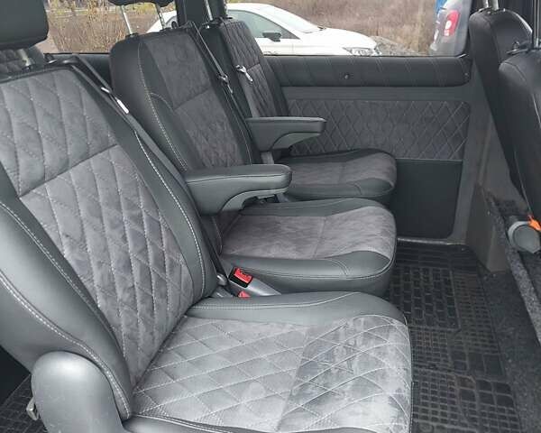 Белый Мерседес Вито, объемом двигателя 2.14 л и пробегом 274 тыс. км за 13000 $, фото 17 на Automoto.ua