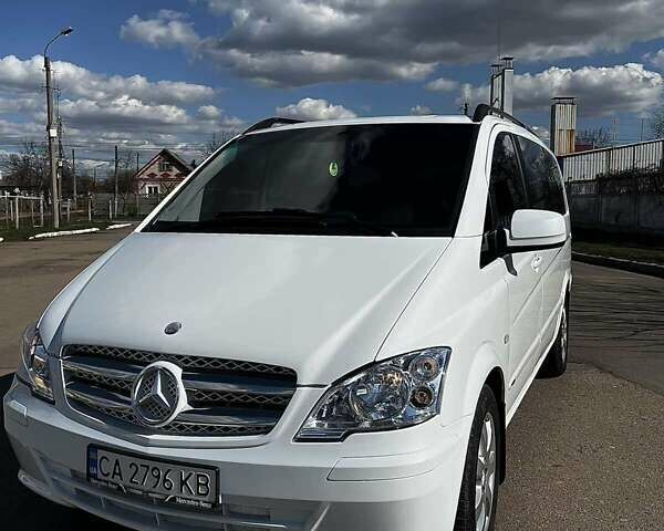 Белый Мерседес Вито, объемом двигателя 2.14 л и пробегом 209 тыс. км за 13400 $, фото 4 на Automoto.ua