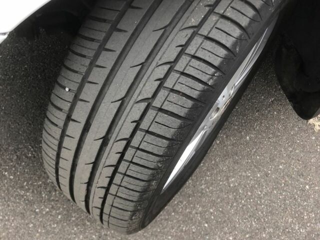 Белый Мерседес Вито, объемом двигателя 2.1 л и пробегом 290 тыс. км за 15200 $, фото 7 на Automoto.ua